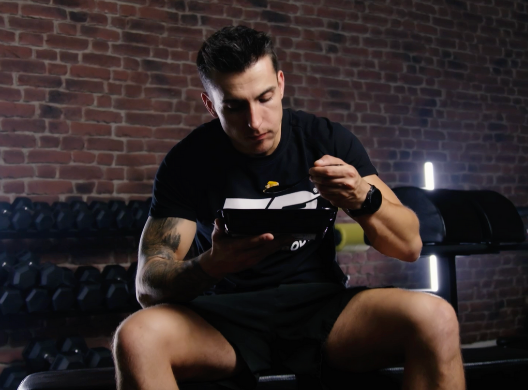 Step 4 — Discover how easy healthy eating can be. Ready to surpass your goals?